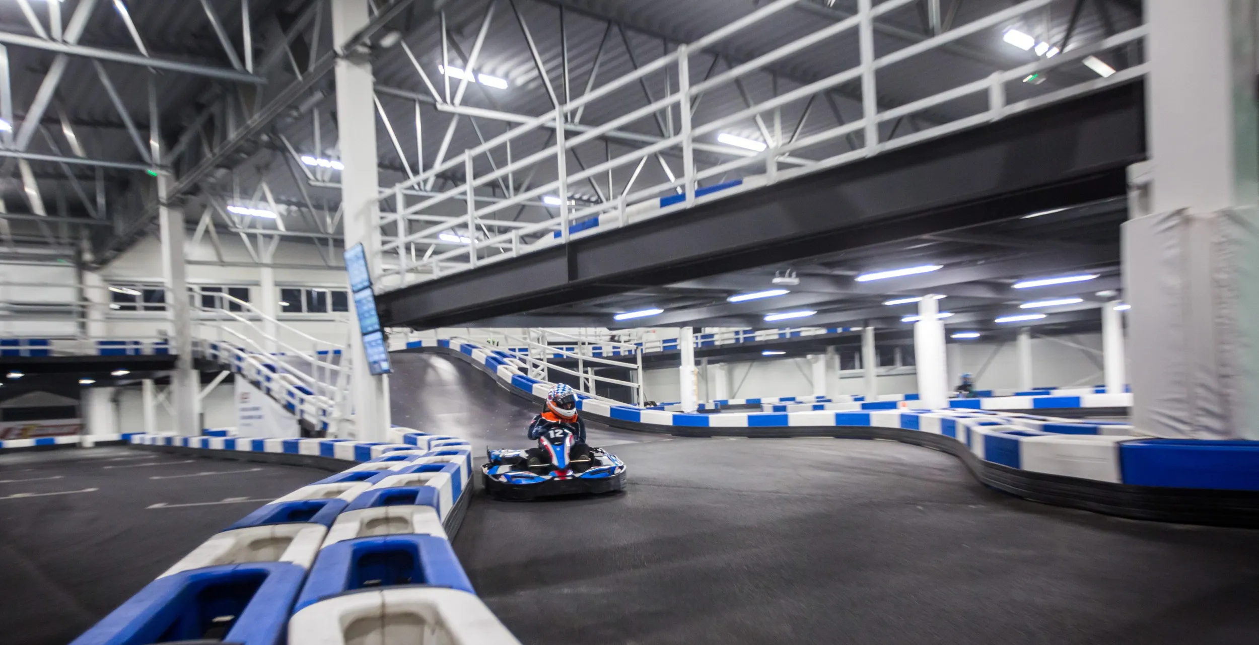 Galeria E1 Gokart Poznań Skórzewo, zdjędcie #3